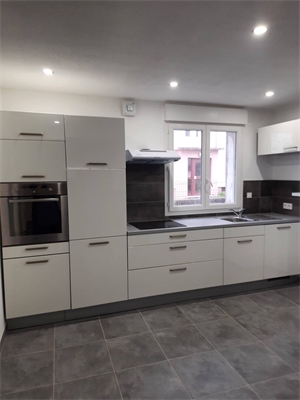 appartement à la vente -   39300  CHAMPAGNOLE, surface 78 m2 vente appartement - APR698561